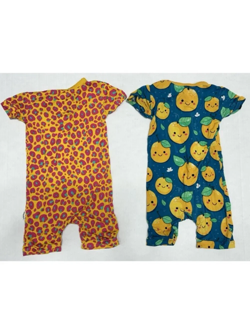 Gigi & Max Bamboo Rompers Sleepers Size 6-12 Mo LOT Of 2 Fruit/animal Print